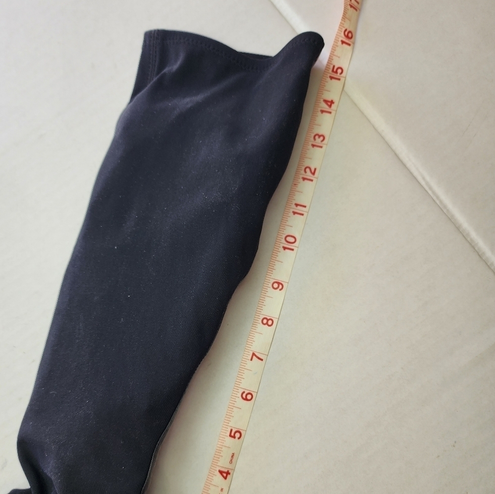 🌸 Gucci | Knee High Stretch‎ Boots, size 6, Black - Picture 6 of 8